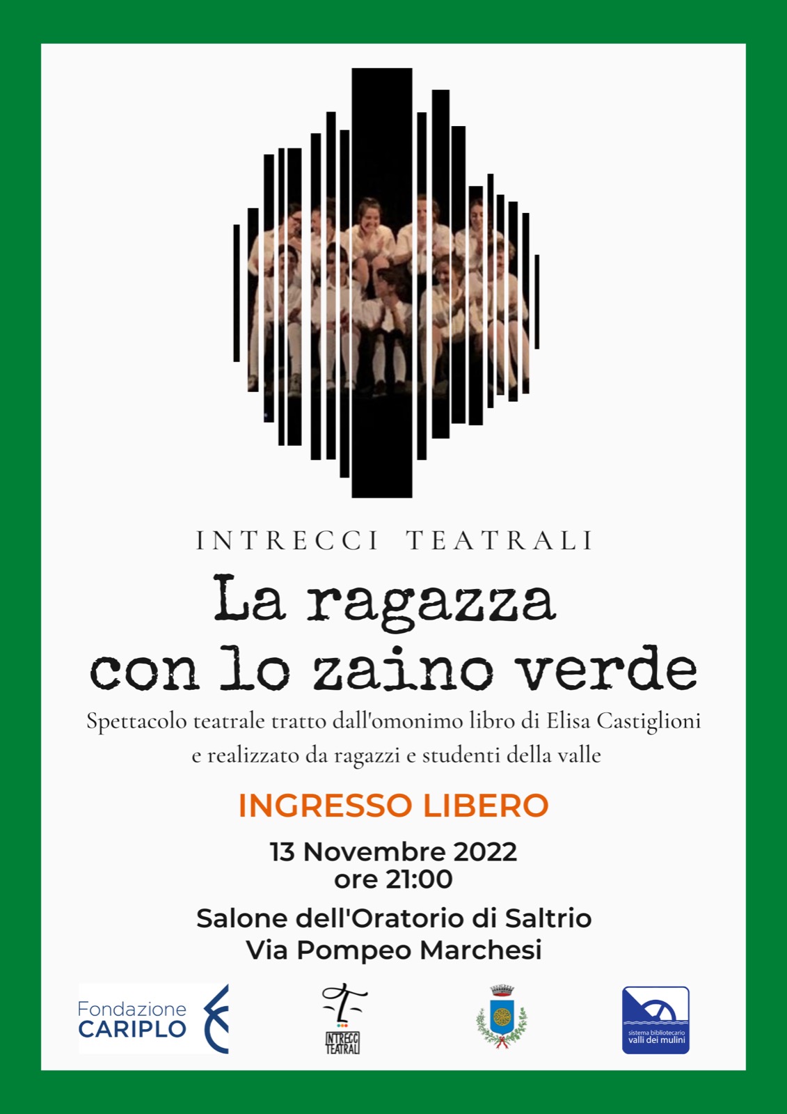 la ragazza con lo zaino verde